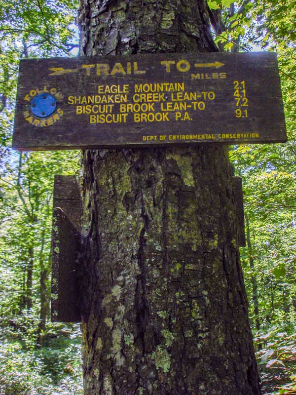 DEC trail sign to Eagle Mountain