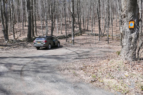 parking at vly and bearpen mountain on Rt 3 on the south side