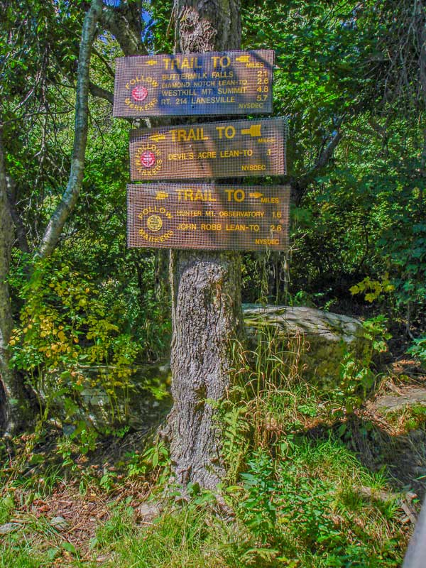 dec signs between hunter mountain and southwest hunter