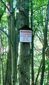 safety zone sign near kaaterskill falls