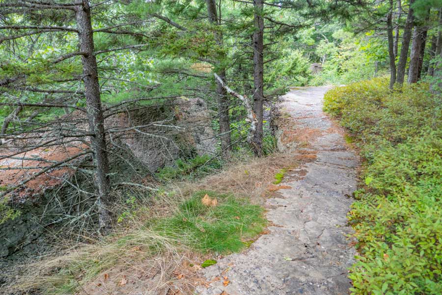 Split Rock near Boulder Rock off the Escarpment Trail