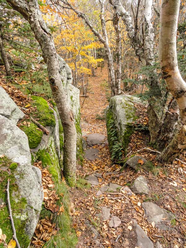 stone hallway at the base of blackhead as you hike towards arizona mountain