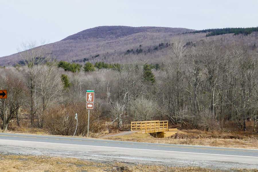 Trailhead of the north side of the Escarpment Trail