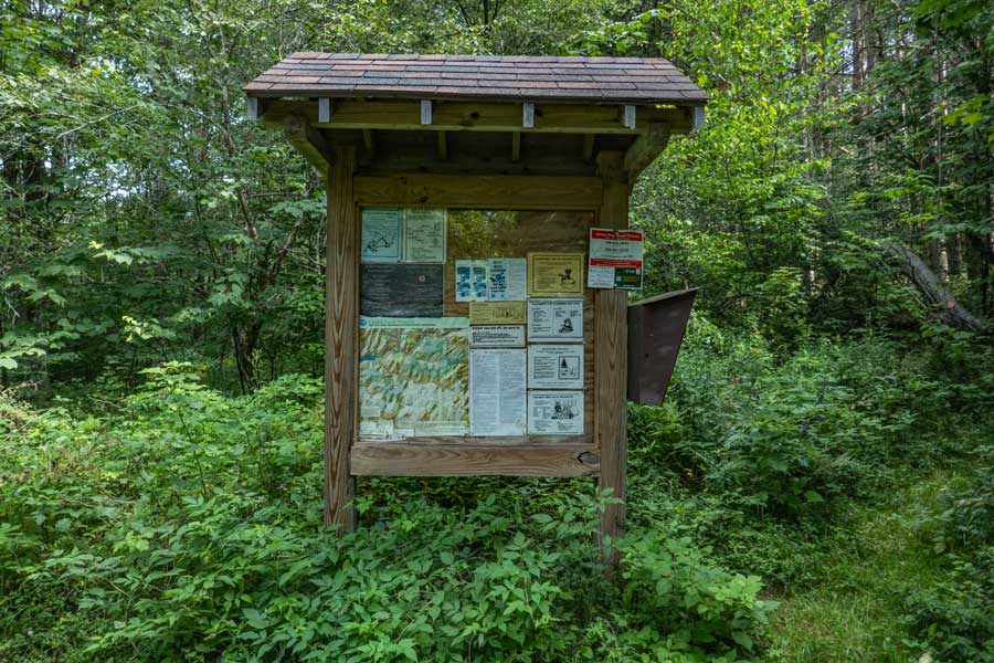 The beginning of the Dry Brook Ridge Trail  