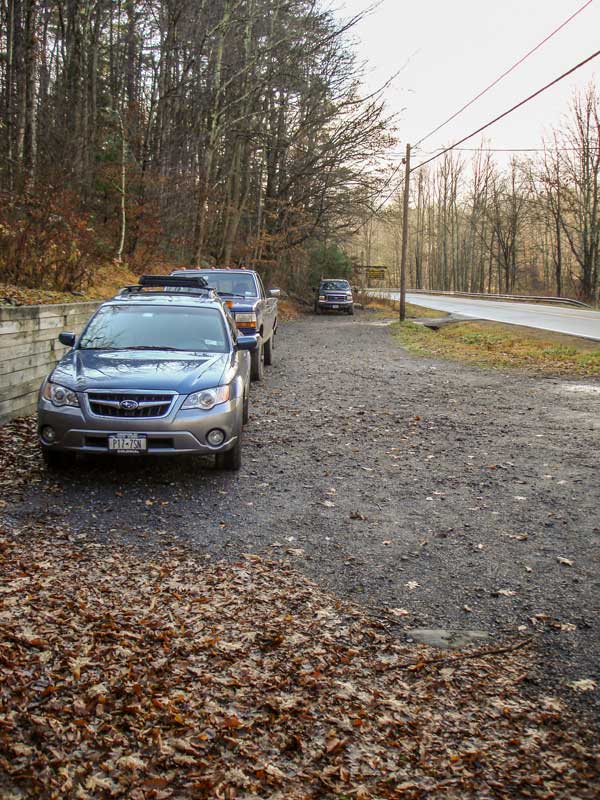 DEC parking area on Rt 40 for hiking Phoenicia Trail