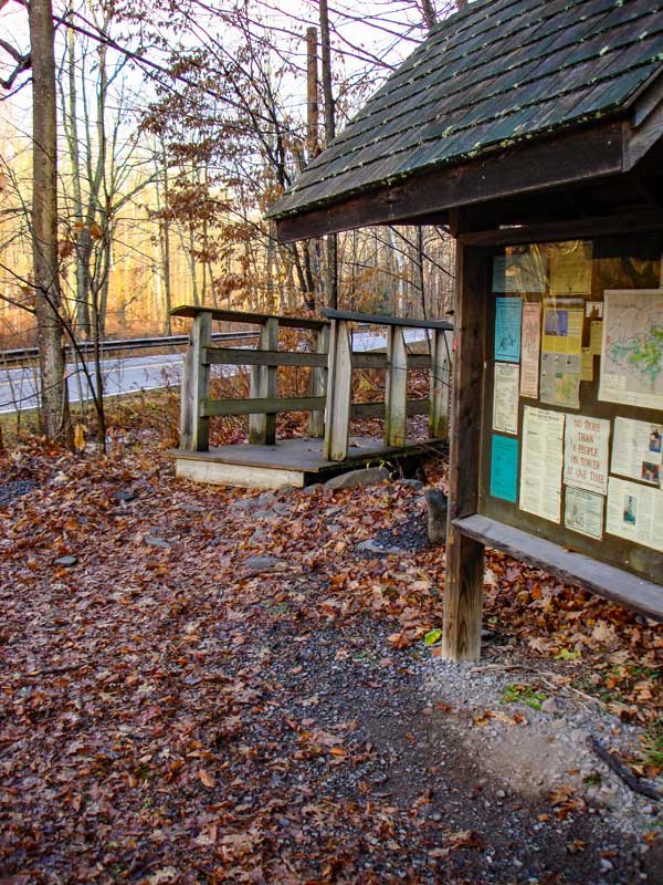 Phoenicia Trail trailhead and kiosk