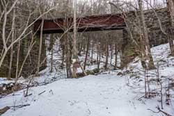 giggle hollow trail