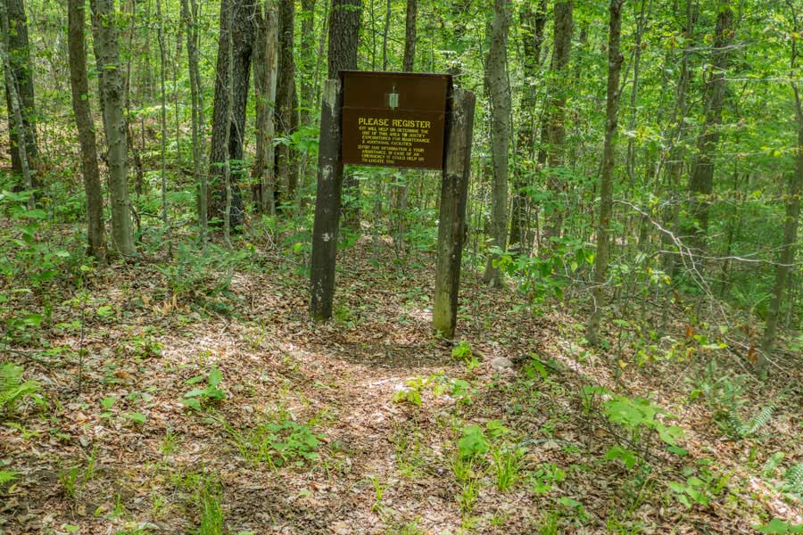 DEC registration Box for the Mongaup-Hardenburgh Trail