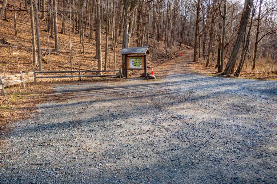 DEC harding trail parking lot