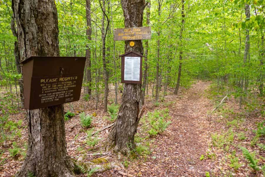 DEC Registration Box for the Neversink-HardenburghTrail