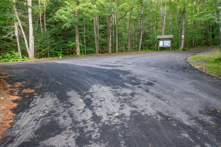 Peck Road Parking Lot for Elm Ridge and Windham High Peak