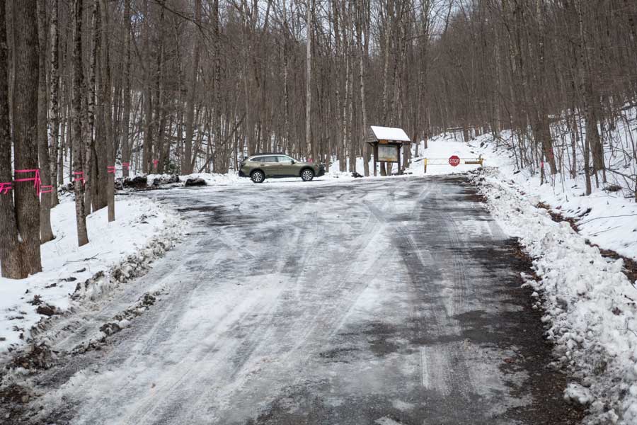 Laurel House Road DEC parking area