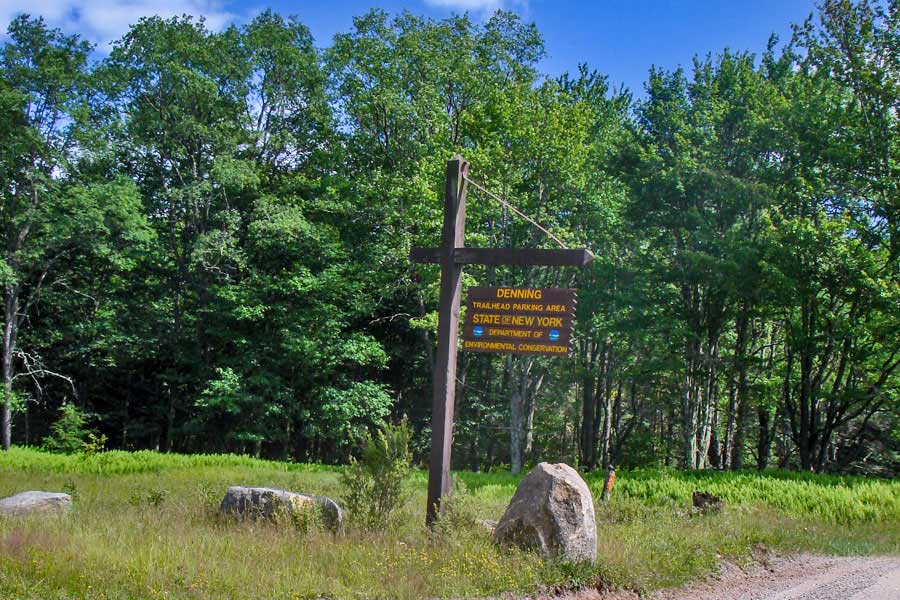 Denning Trailhead and Parking Area