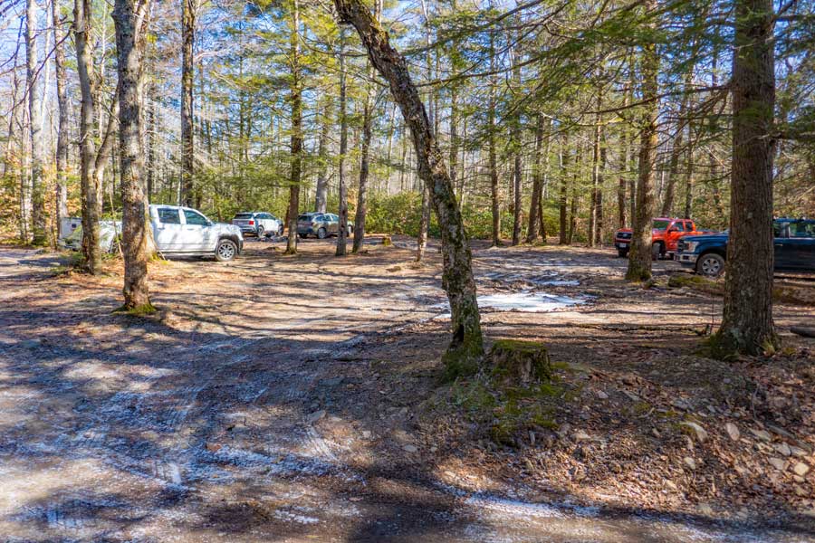  DEC parking area on Trails End Road near Vernooy Kill Falls