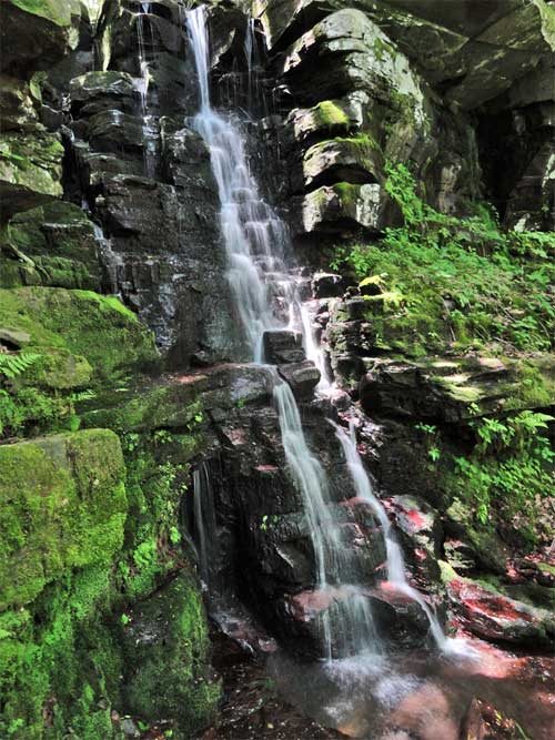 viola falls in the hillyer ravine