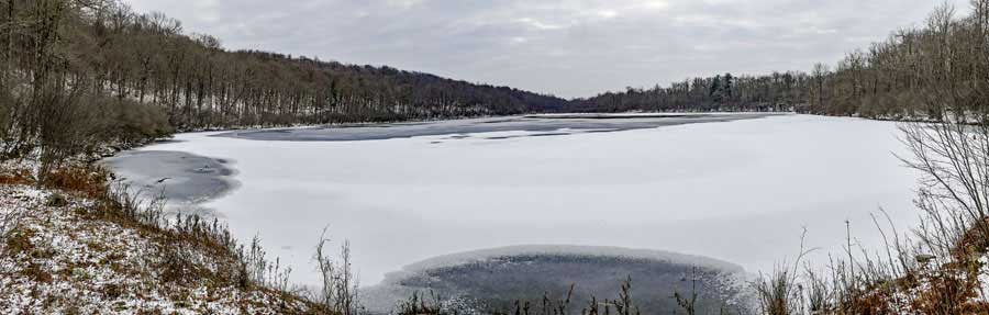 head of Hodge Pond on the Hodge Pond loop trail