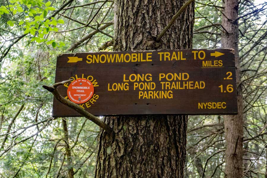 trail junction for the Long Pond Trail and Long Pond PA Spur Trail