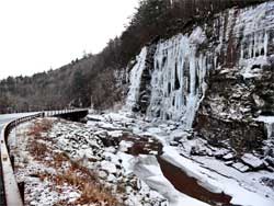 ice climbing accident near moore's bridge in the kaaterskill clove on rt 23a in the catskill mountains