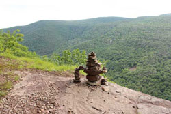 Woman passes out on the escarpment trail near kaaterskill falls on june 8, 2019